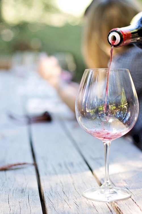 wine-1952051_1920